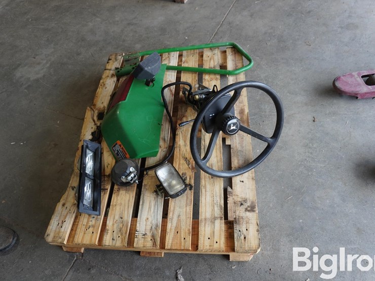 john-deere-8200-image-2