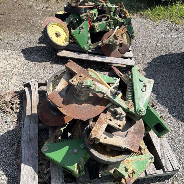 JOHN DEERE 1770