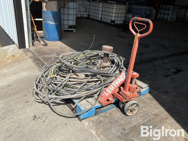 aluminum-wire-&-pallet-jack-image-1