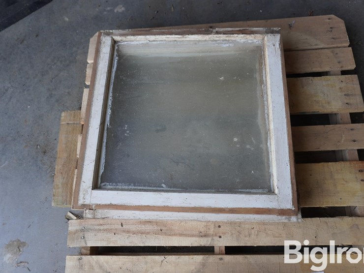 24"x24"-windows-w/glass-image-17