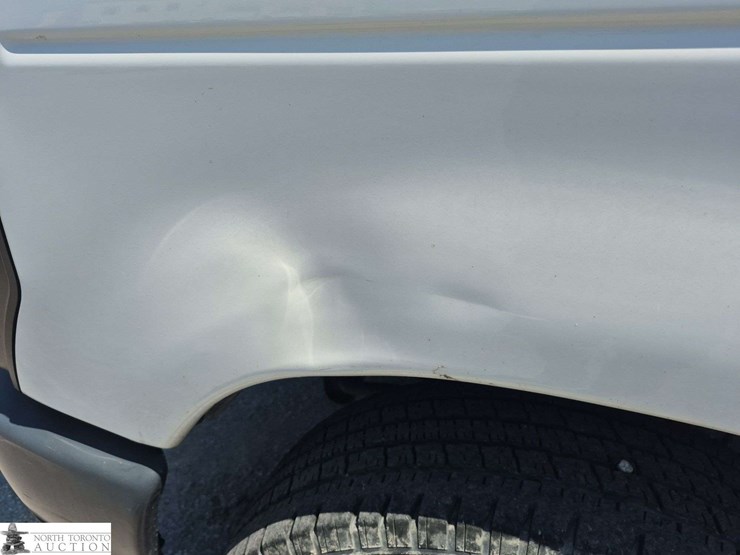 2014-ford-cargo-image-20