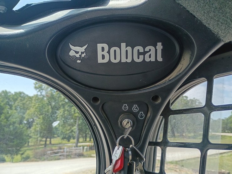 2023-bobcat-t650-image-40