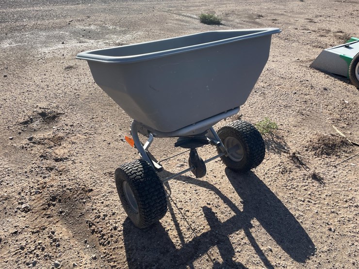 #2308-•-pull-type-spreader-(offsite-in-las-cruces)-image-4