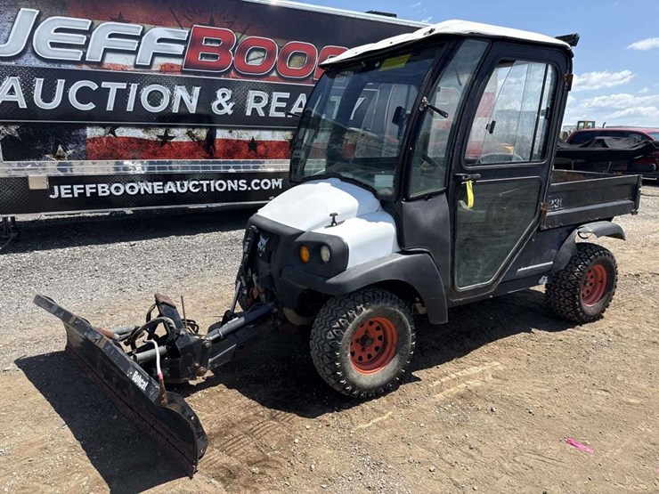 bobcat-2300-image-1