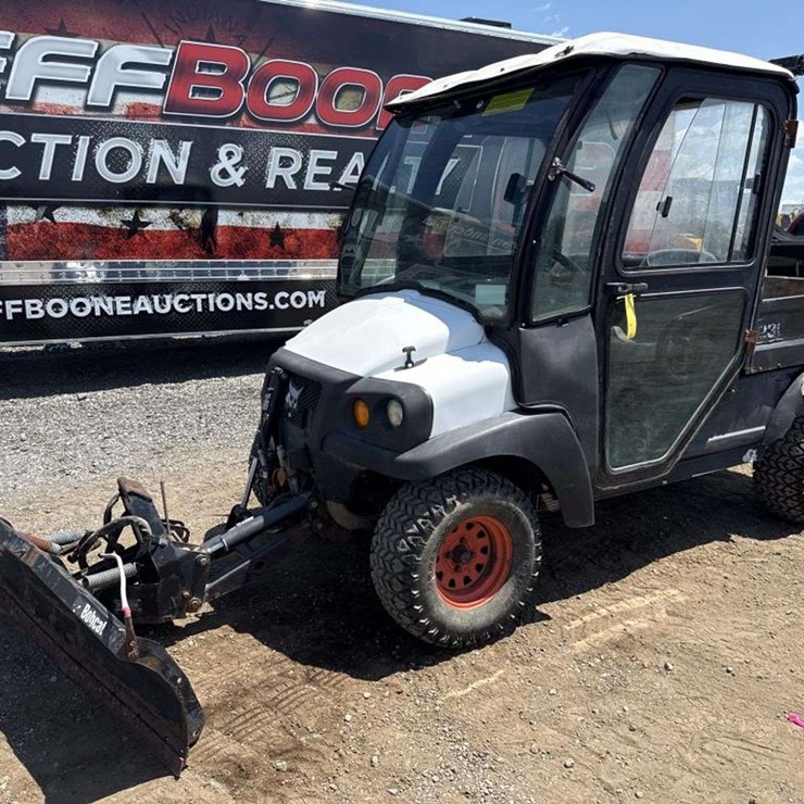 BOBCAT 2300
