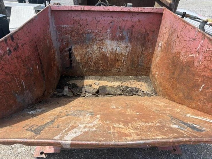 forklift-dumpster-image-7