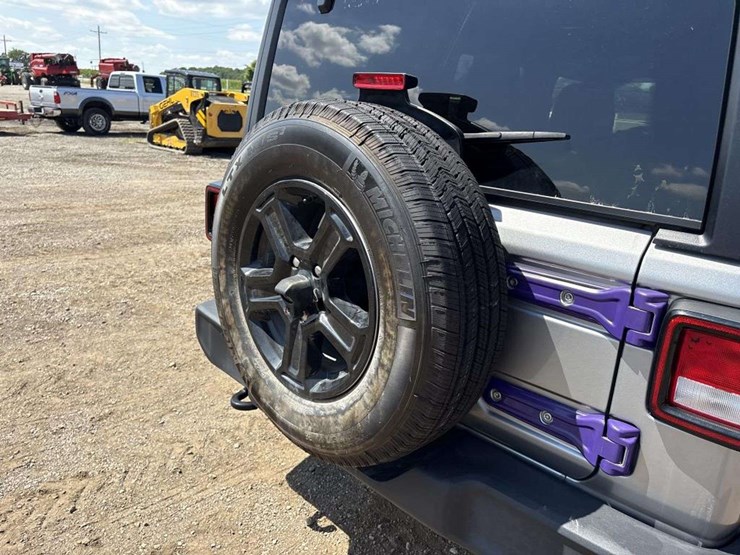 2021-jeep-wrangler-image-9