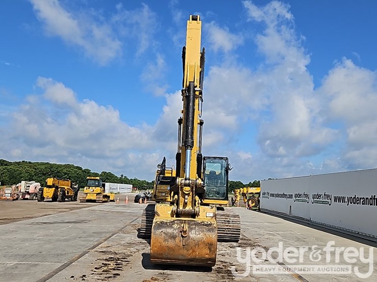 2019-caterpillar-336-image-15