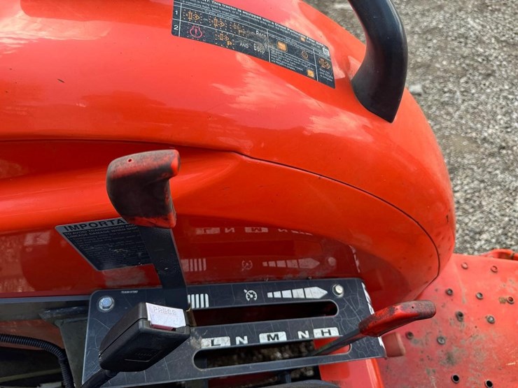 2019-kubota-l4701-image-26
