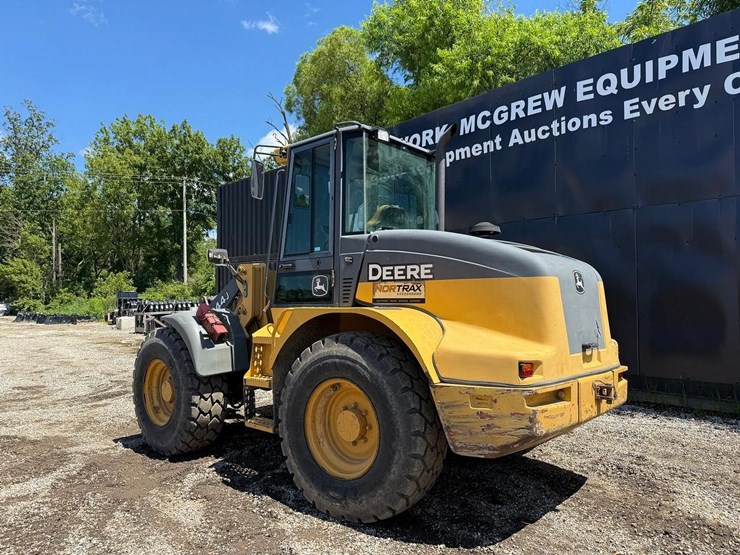2008-deere-344j-image-2