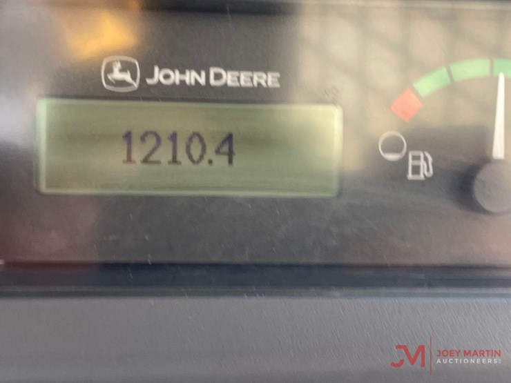 2021-deere-331g-image-19