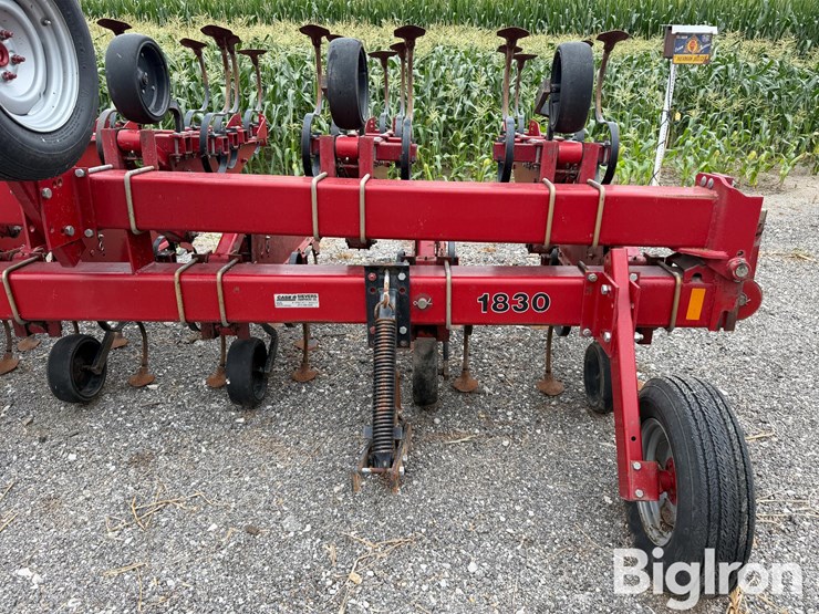 case-ih-1830-image-9