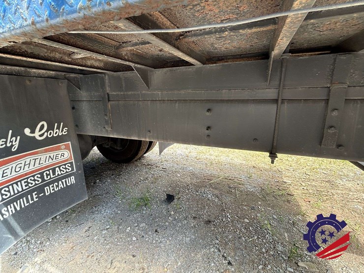 2015-freightliner-m2-t/a-flatbed-truck-image-27