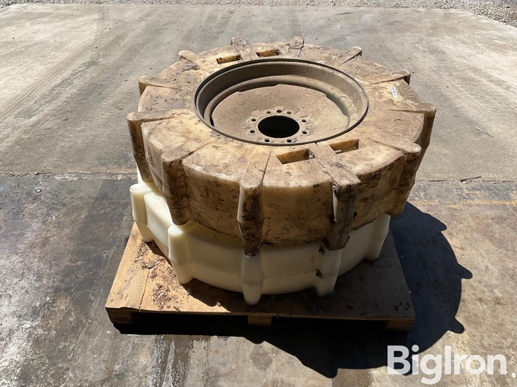 mach-2-solid-irrigation-pivot-wheels-image-8