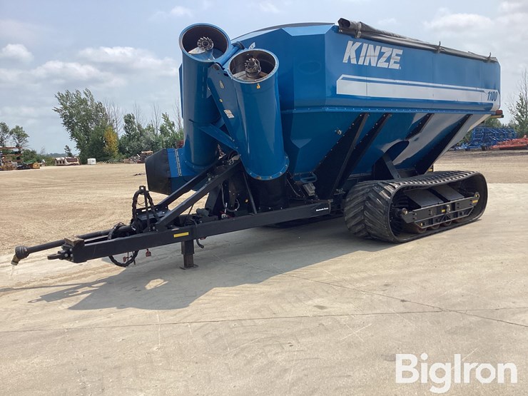 2012-kinze-1100-image-1
