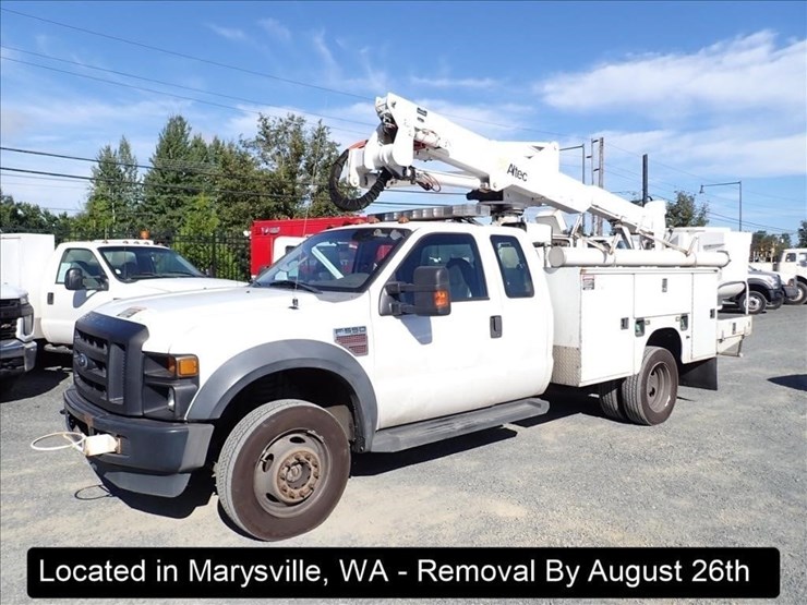 2009-ford-f550-image-1