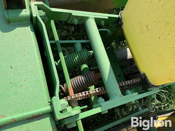 john-deere-7000-image-17