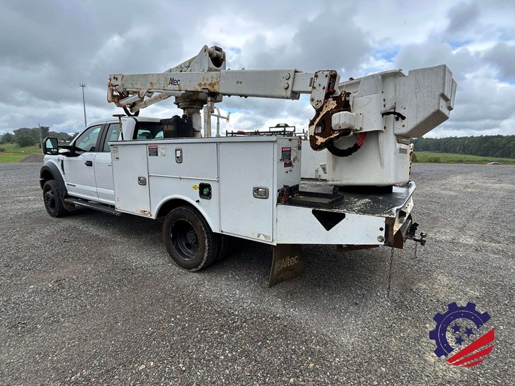 2017-ford-f550-xl-image-3