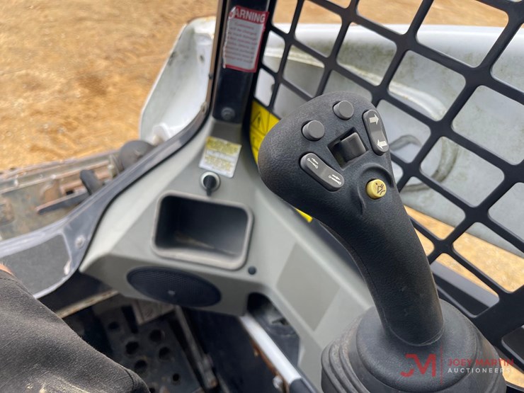 2021-bobcat-s590-skid-steer-loader-image-18