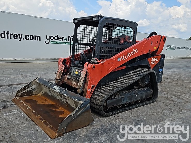 2023-kubota-svl97-2-image-1