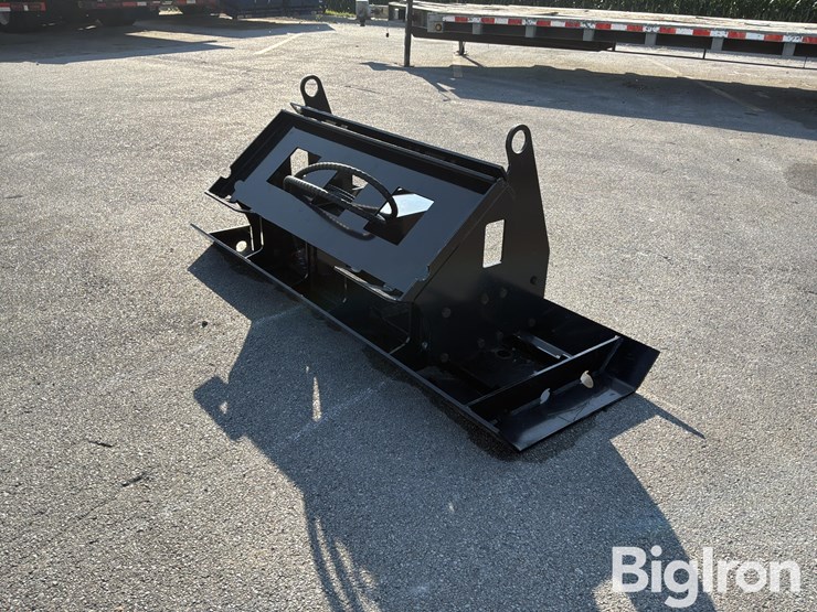 2025-massey-ferguson-730-image-5