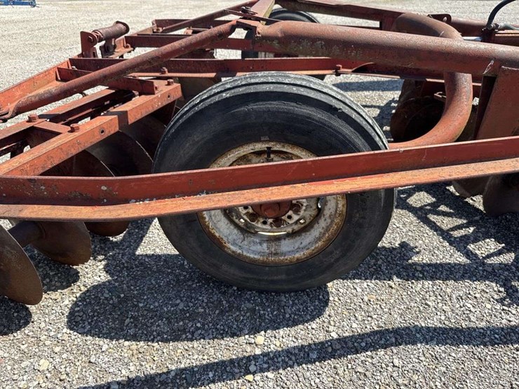 ford-8-ft-image-12