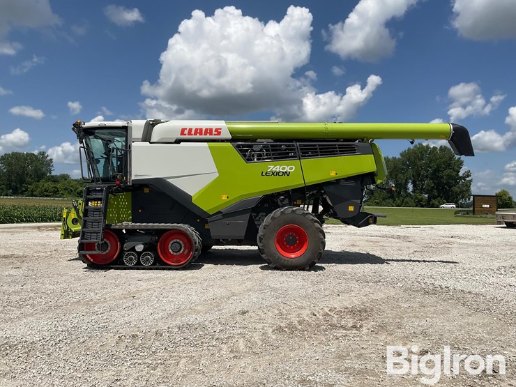 2021-claas-lexion-7400-image-8