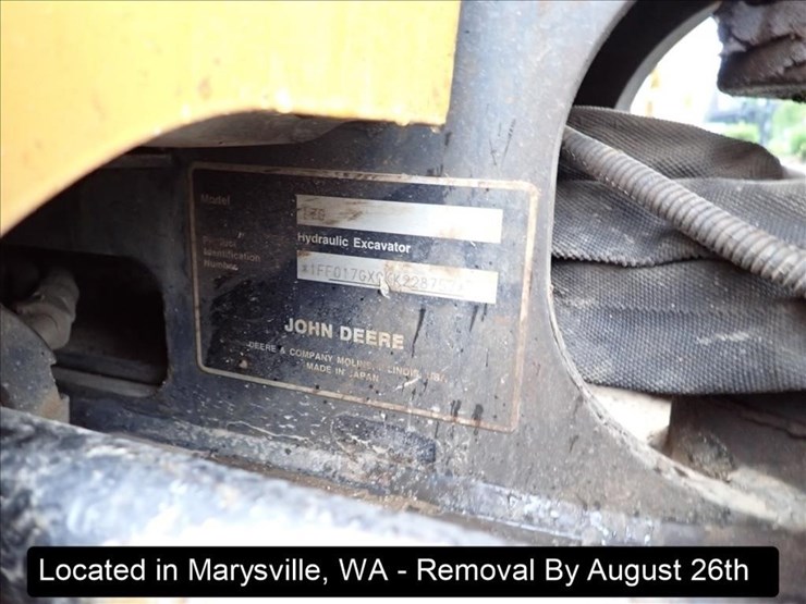 2019-deere-17g-image-12