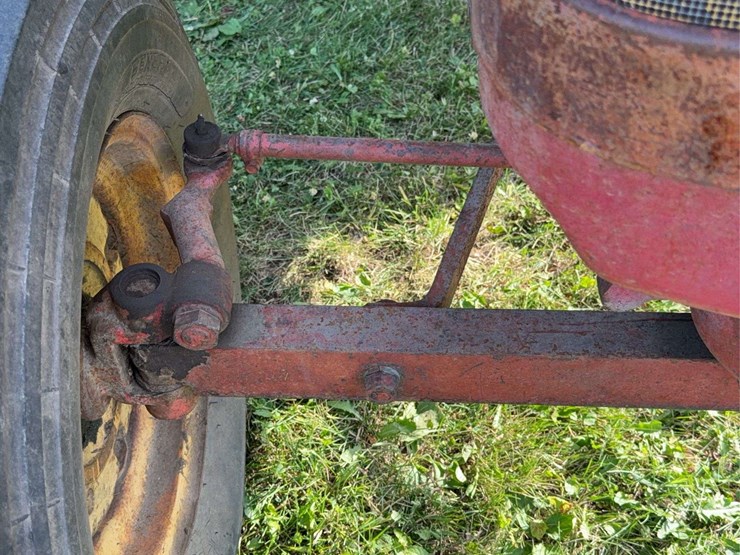 massey-ferguson-444-image-16