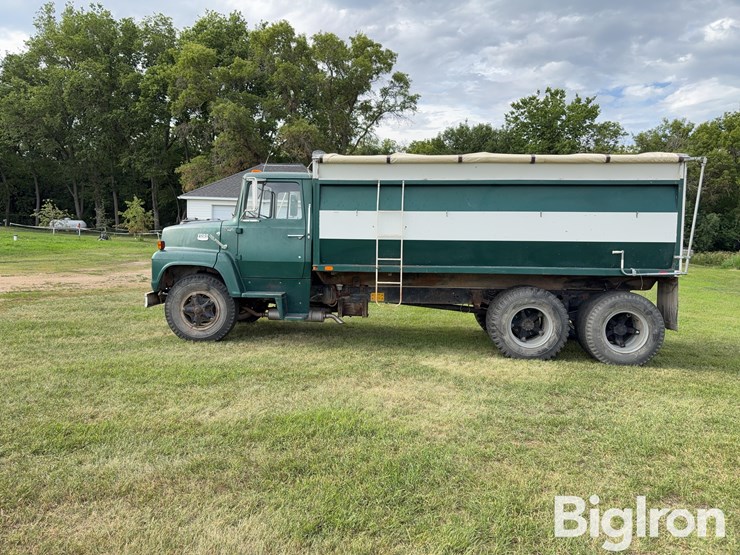 1978-ford-f700-image-8