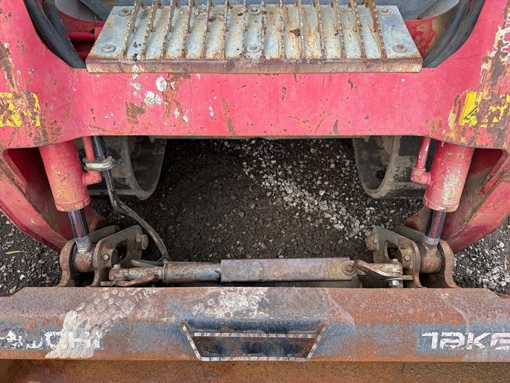 2016-takeuchi-tl10-image-10