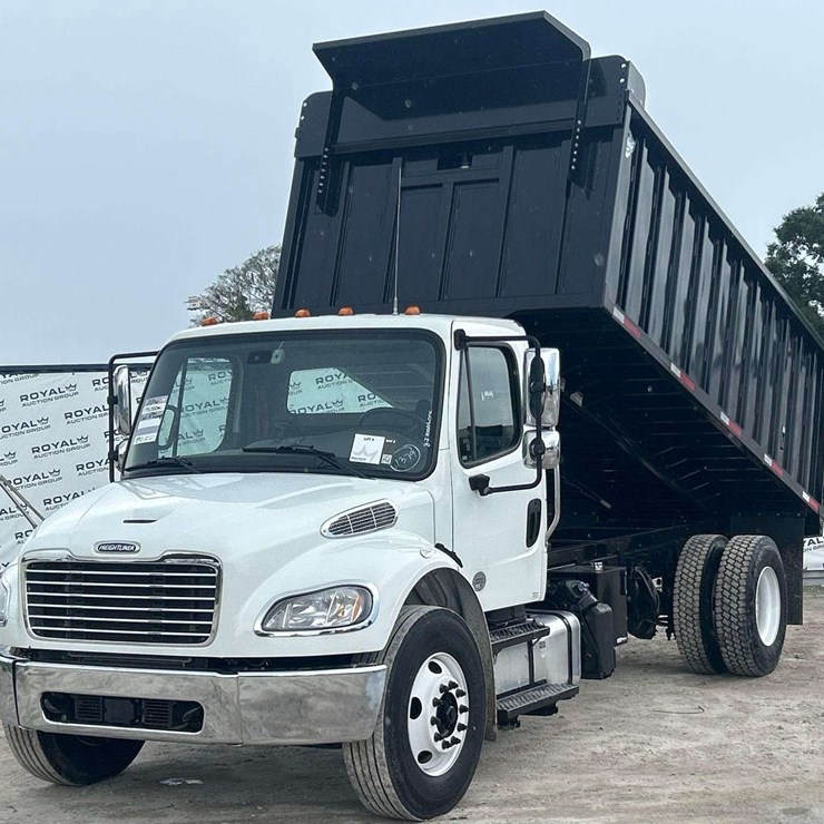 2021 FREIGHTLINER M2 106