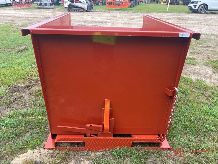 new-2yd-self-dumping-hopper-image-4