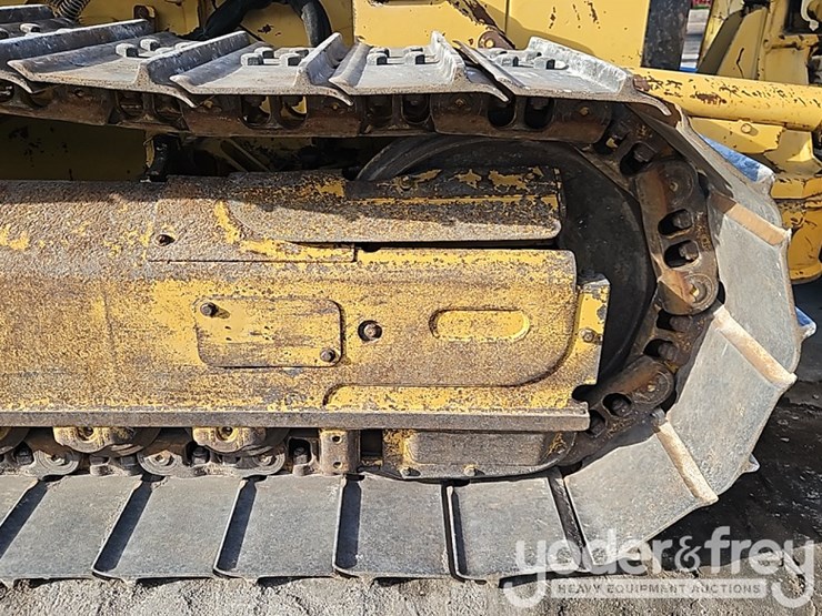 2011-caterpillar-d5k-image-13