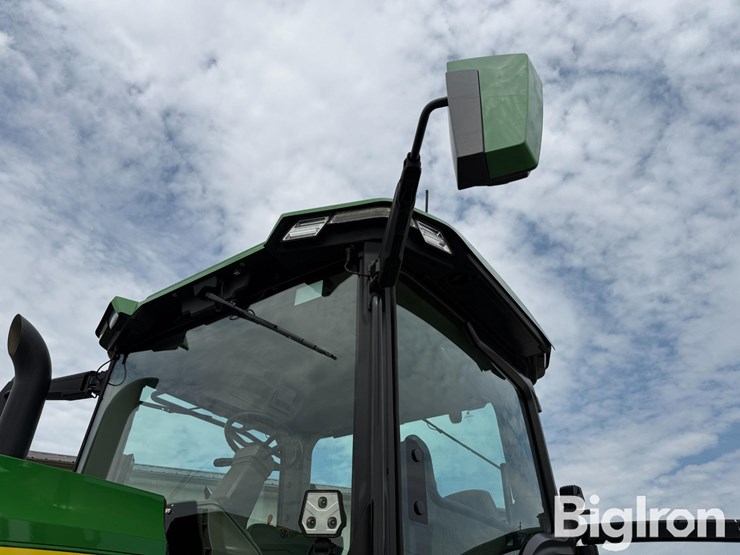 2025-john-deere-8r-250-image-14