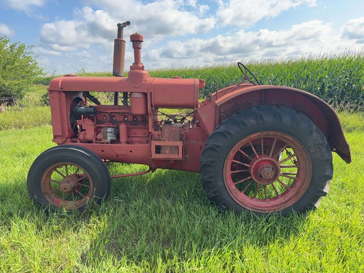 mccormick-deering-w-40-image-2