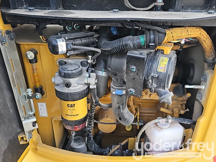 2022-caterpillar-301.7cr-image-26