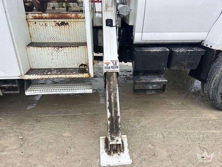 2009-altec-dm47-image-17