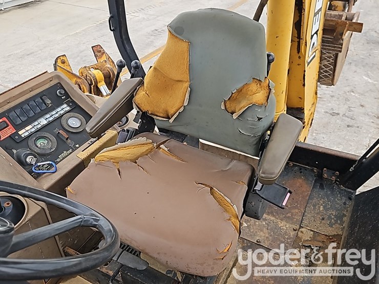deere-310e-image-26