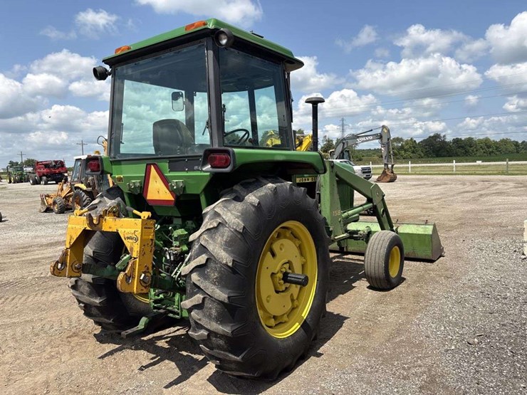 john-deere-4230-image-4