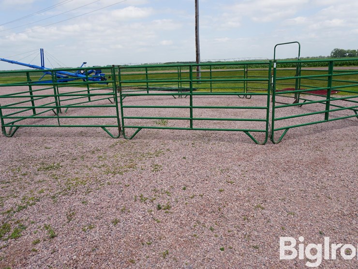 big-valley-corral-image-3