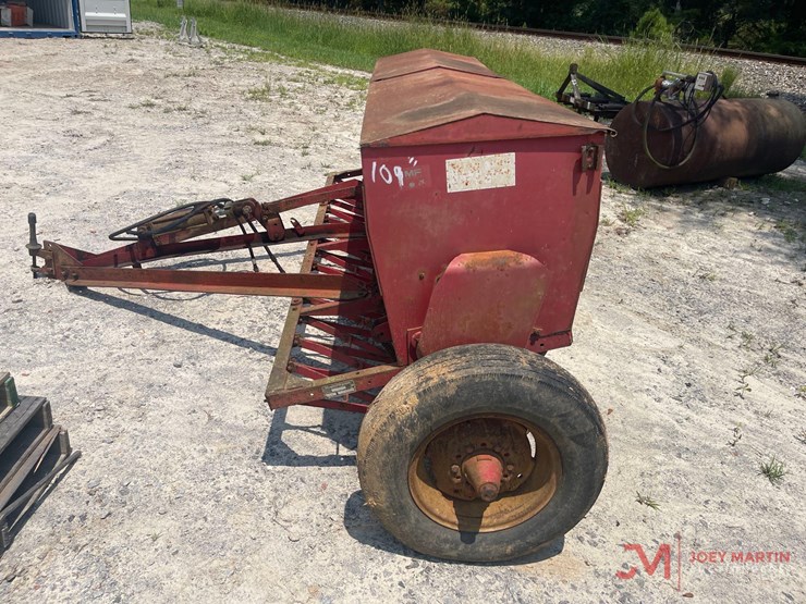 massey-ferguson-mf33-image-5