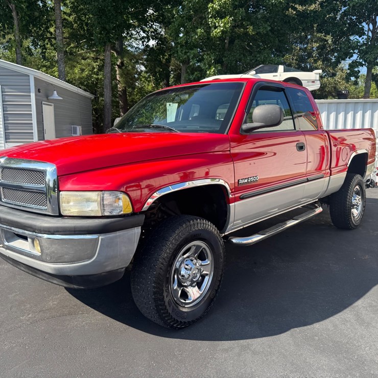 2001 DODGE RAM 2500