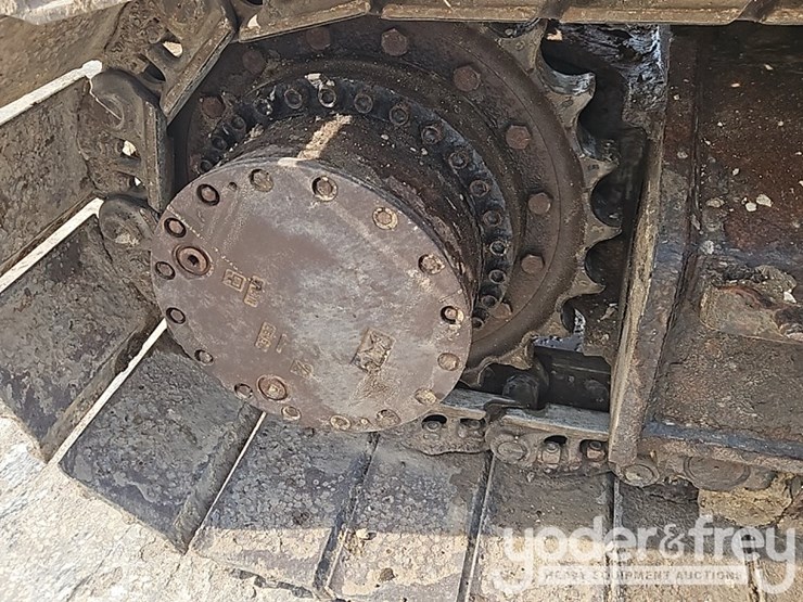 2013-caterpillar-328d-lcr-image-10