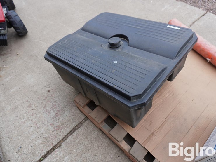 freightliner-poly-battery-box-image-5