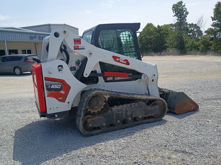 2024-bobcat-t650-image-10