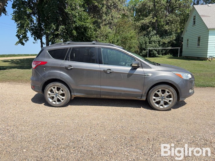 2013-ford-escape-sel-image-4