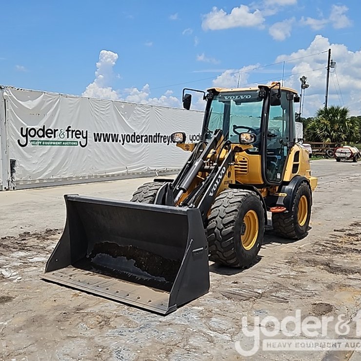 2021 VOLVO L20H