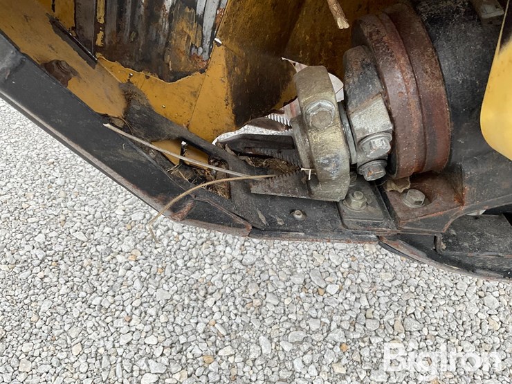 claas-1050-maxflex-535-series-platform-head-image-14