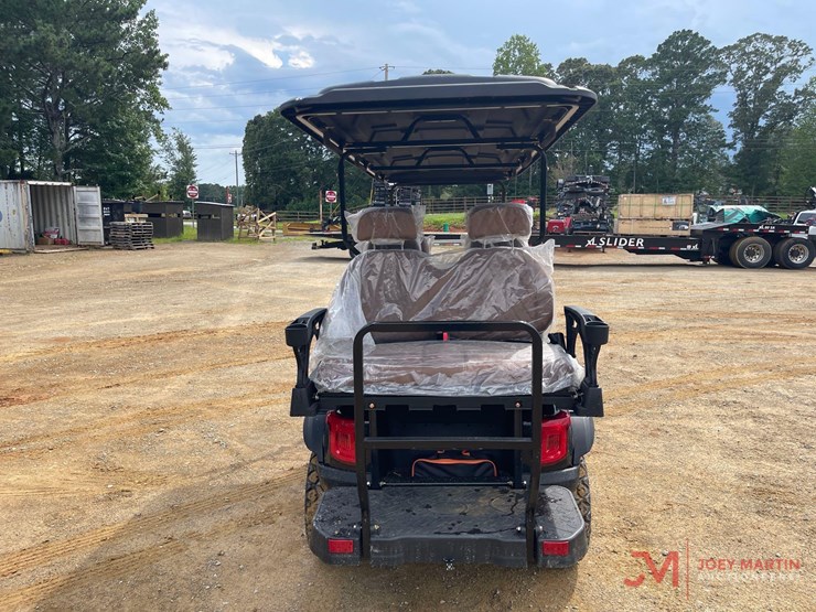 unused-2025-sdlanch-sdlgc100-electric-6-seater-golf-cart-image-4